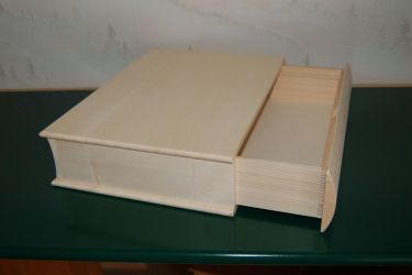 Livre en bois   en bois